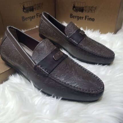 Crinkled and Plain Loafers For Men