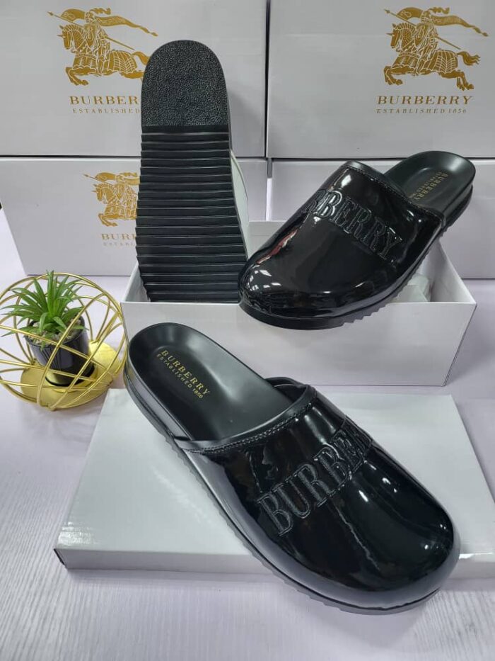 Burberry Classic Men's Half Shoe